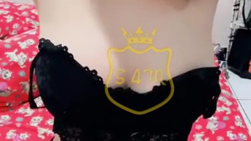 Maya Cantik Spill Uting Tubuh Mulus